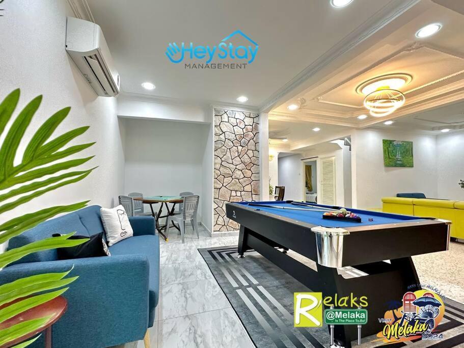 Klebang 4B3B-21Pax Pooltable Karaok Jaccuzi Townarea Villa Klebang Besar Екстериор снимка